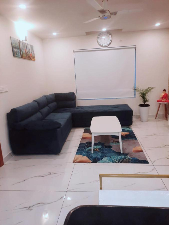 Apartament Gangothri Thiruvananthapuram Zewnętrze zdjęcie